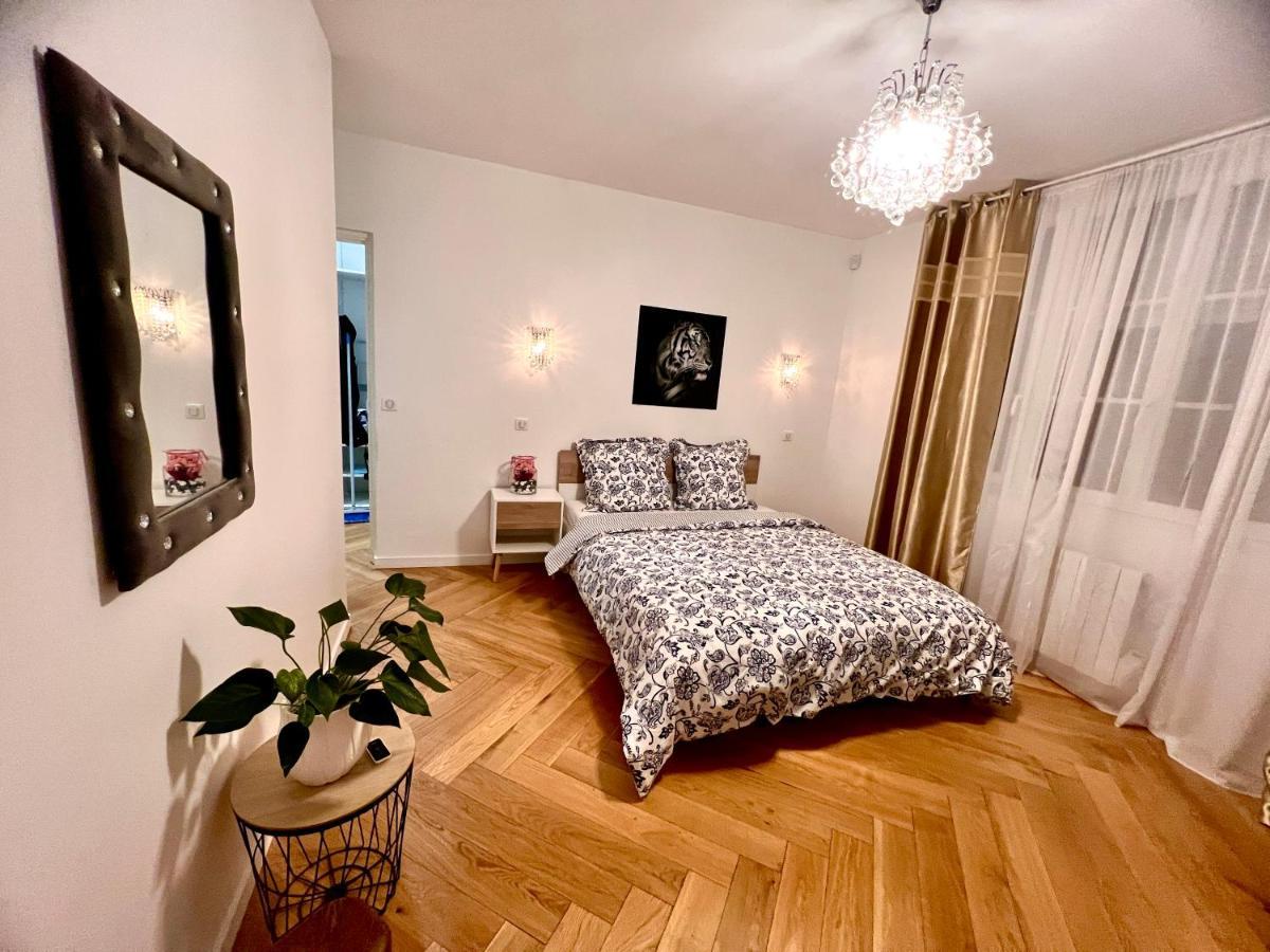 Alexandru Home Boissy-Saint-Léger Esterno foto